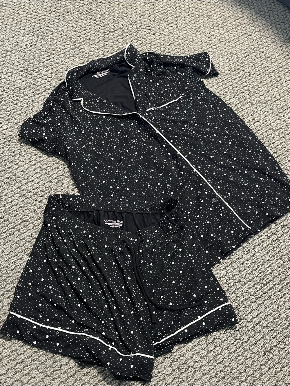 Victoria's Secret Black Starry Heart Short Pajama Set with White Piping